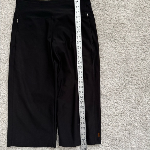 Lucy Black Loose Fit Wide Leg Cropped Leggings - Picture 6 of 8